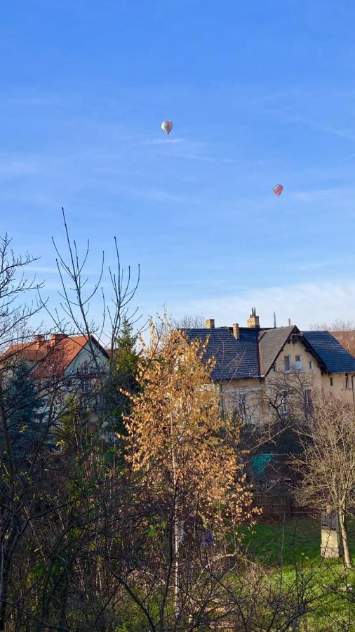 Apartament Szarlotka Apartment Jelenia Gora Bagian luar foto