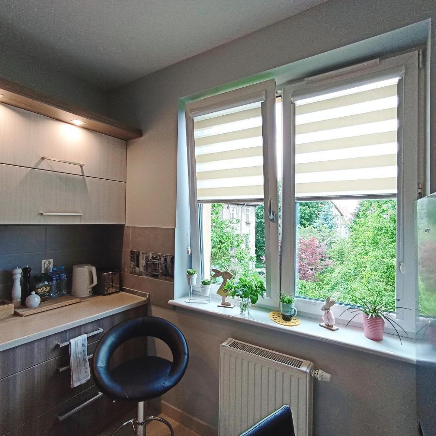 Apartament Szarlotka Apartment Jelenia Gora Bagian luar foto
