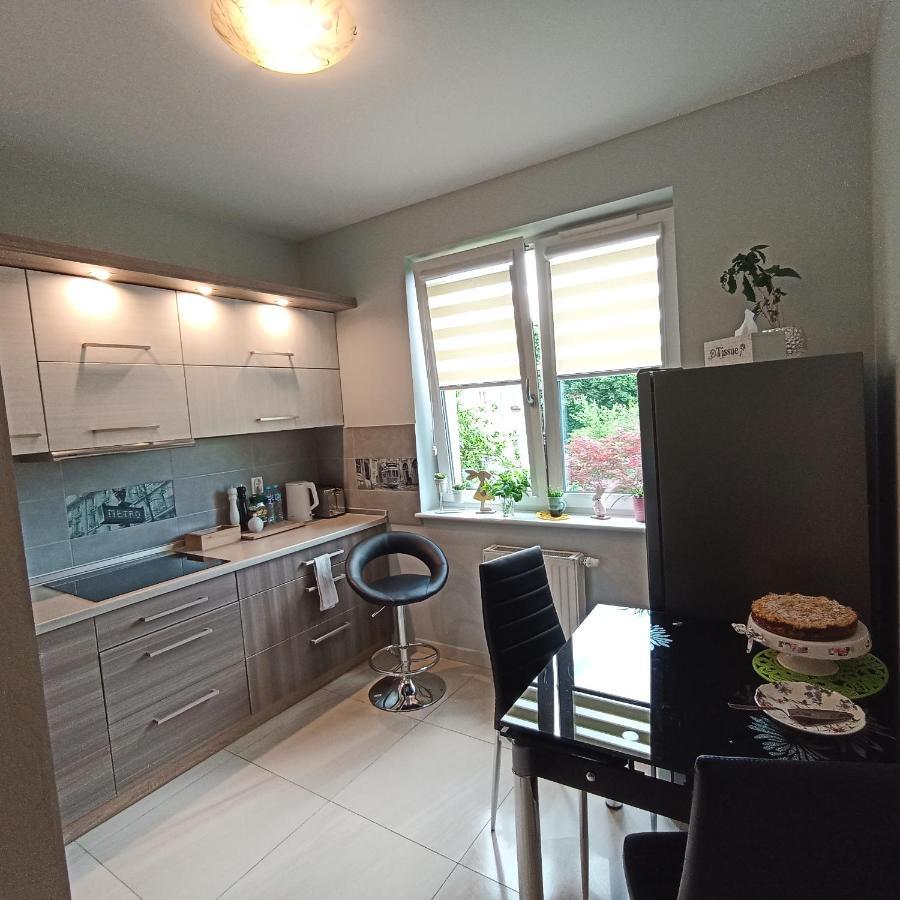 Apartament Szarlotka Apartment Jelenia Gora Bagian luar foto